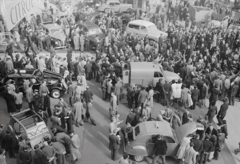 salon_de_lautomobile_octobre_1951.jpg